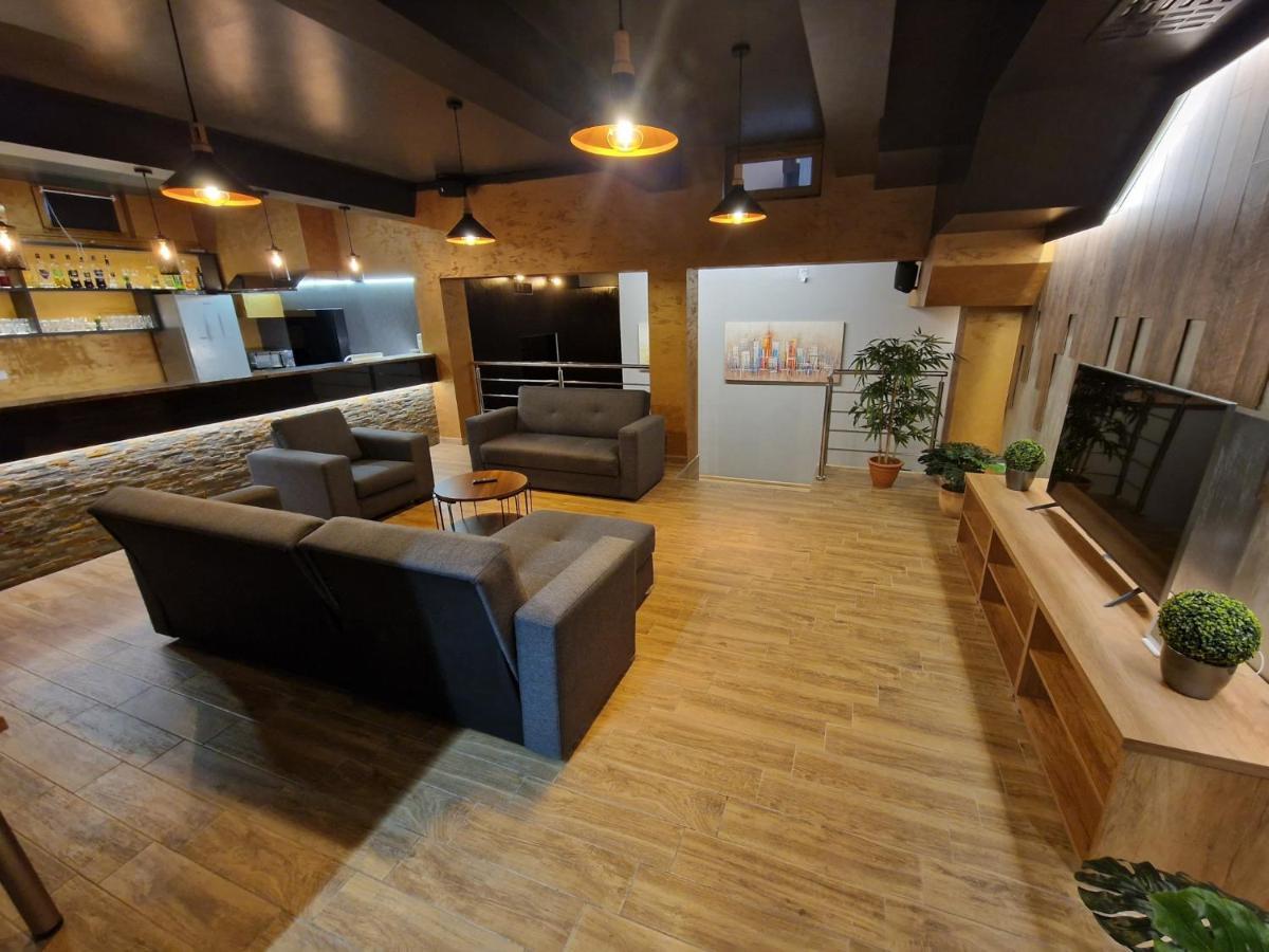Apartmani New York 노바 그라디슈카 외부 사진