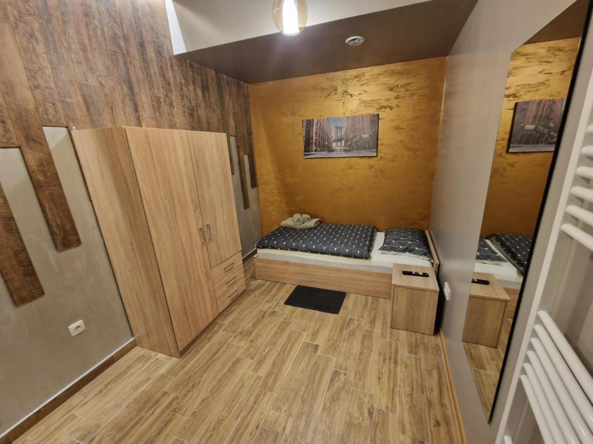 Apartmani New York 노바 그라디슈카 외부 사진